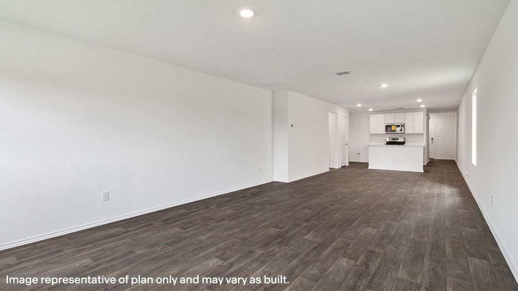 Spacious, unfurnished interior of a new home in Wilkins Valley, Brenham (Image 15).