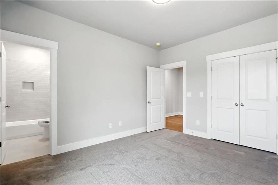 Spacious, unfurnished interior of a new home in Old Town Estates, Monroe (Image 57).