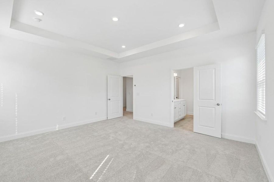 Spacious, unfurnished interior of a new home in Auburn Glen, Dacula (Image 19).