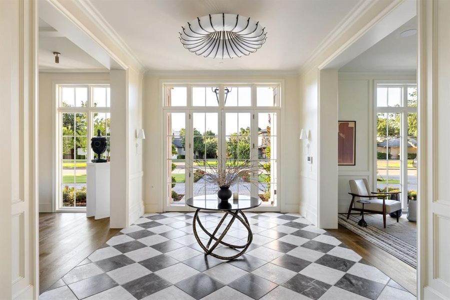 Furnished interior view inside a new home in , Dallas (Image 10).