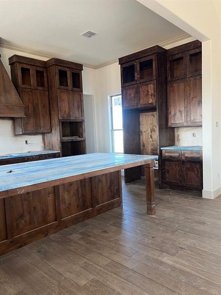 Image 37 of a home in .