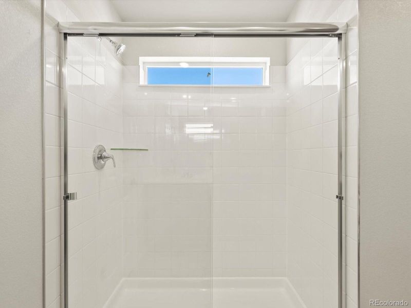 Image 42 of a home in Poudre Heights: The Lakes Collection.