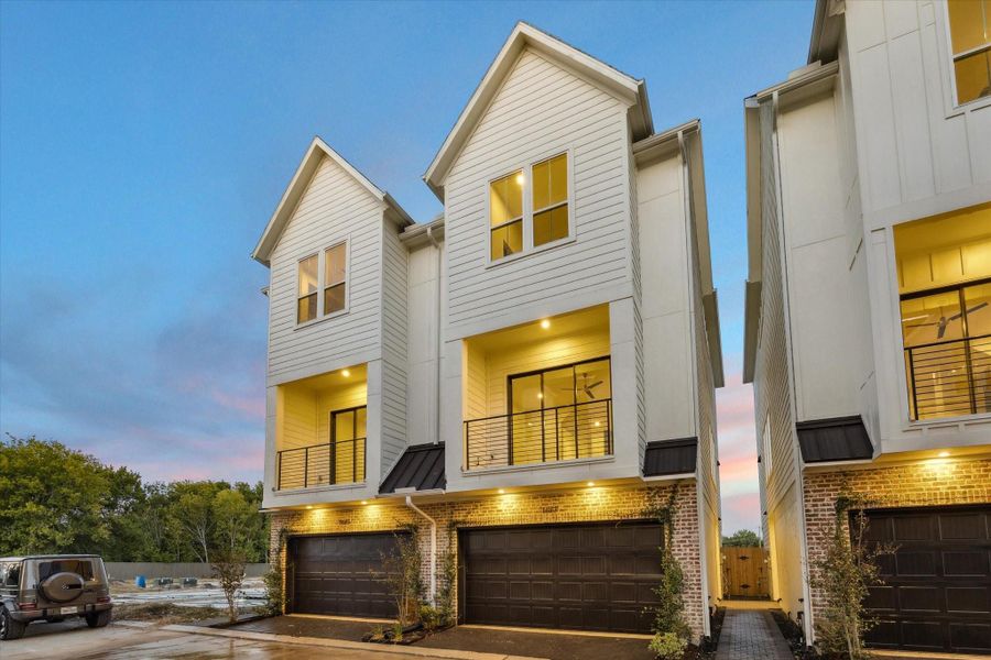 Image 28 of a home in Willowbend Point.