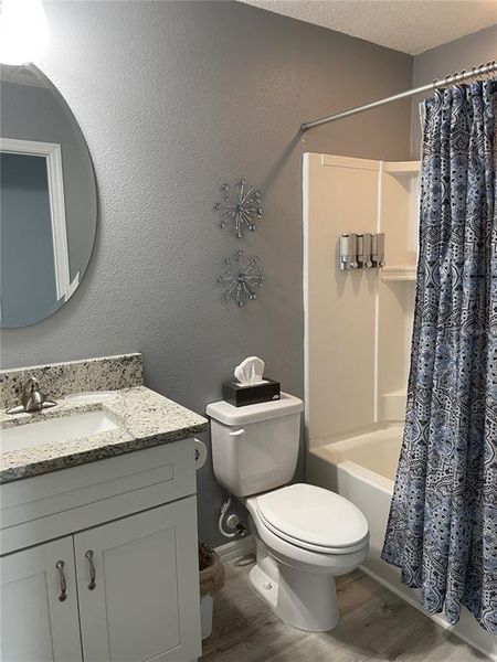 Furnished interior view inside a new home in , Ocala (Image 7).