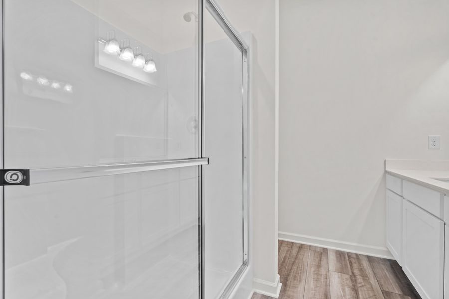 Representative unfurnished interior of a home built from the Glimmer by Starlight Homes in Pinecone Reserve, Brooksville (Image 14). Representative unfurnished interior of a home built from the Glimmer by Starlight Homes in Pinecone Reserve, Brooksville (Image 14).