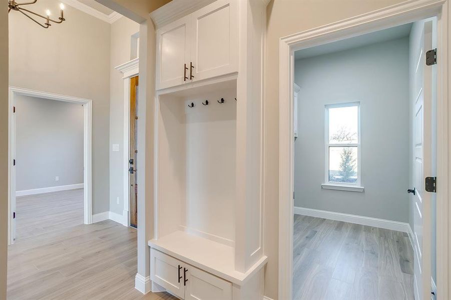 Spacious, unfurnished interior of a new home in , Weatherford (Image 36).