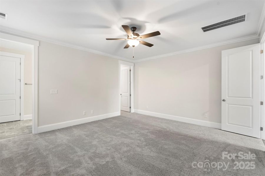 Spacious, unfurnished interior of a new home in Riverwalk, Rock Hill (Image 20).