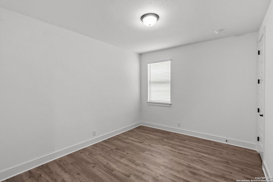 Spacious, unfurnished interior of a new home in Mesa Western, Cibolo (Image 15).