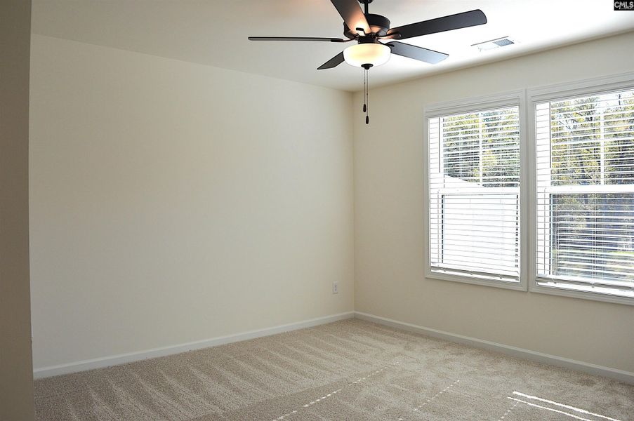 Spacious, unfurnished interior of a new home in Piney Woods Bluff, Columbia (Image 13).