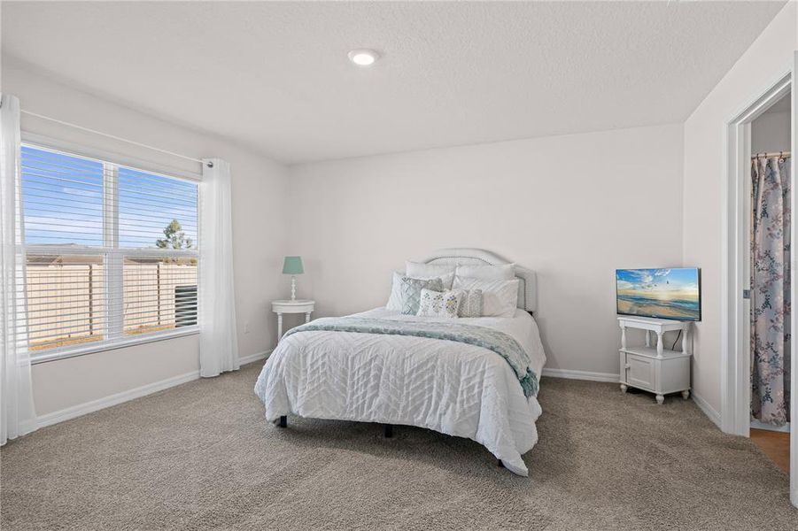 Furnished interior view inside a new home in Silverstone North, Palmetto (Image 33).
