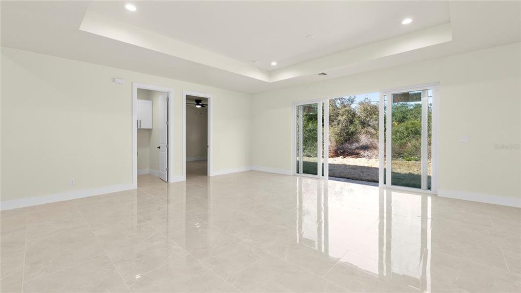 Spacious, unfurnished interior of a new home in , Punta Gorda (Image 23).