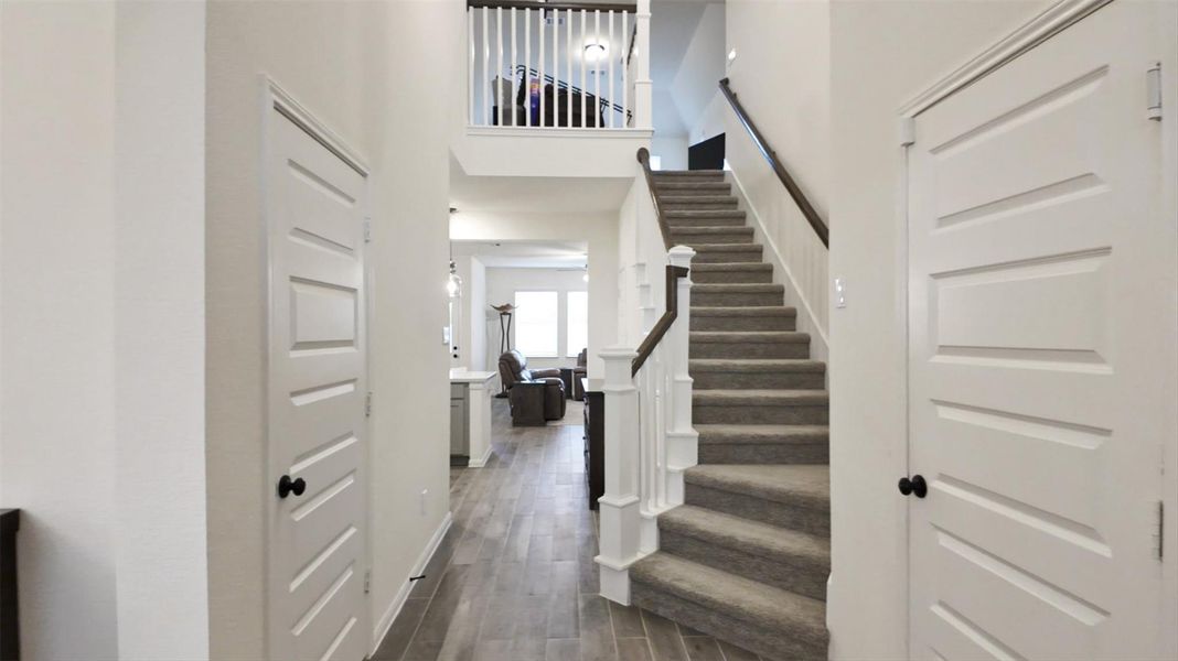 Spacious, unfurnished interior of a new home in The Commons at Sedona, League City (Image 21). Spacious, unfurnished interior of a new home in The Commons at Sedona, League City (Image 21).
