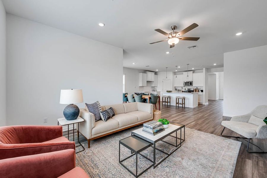 Representative furnished interior of a home built from the Wren by Taylor Morrison in Turner's Crossing 50s, Austin (Image 8).