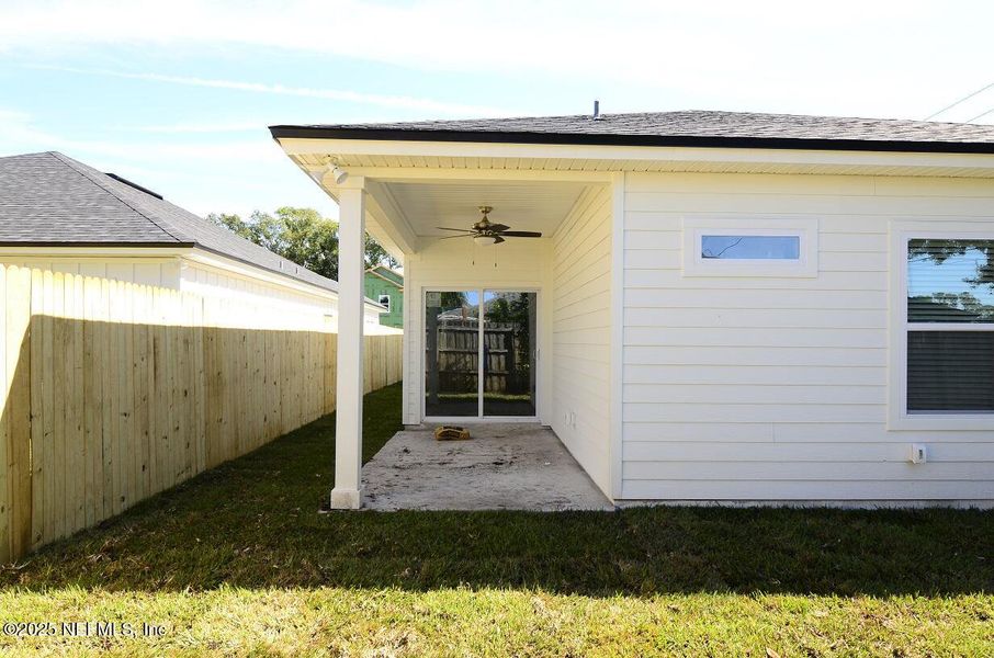 Exterior details and patio area of a home in , Jacksonville (Image 24).