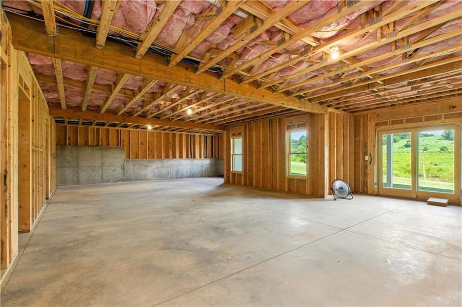 Spacious, unfurnished interior of a new home in , Demorest (Image 27).