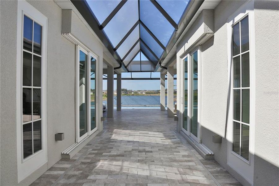 Exterior details and patio area of a home in , Sarasota (Image 3).