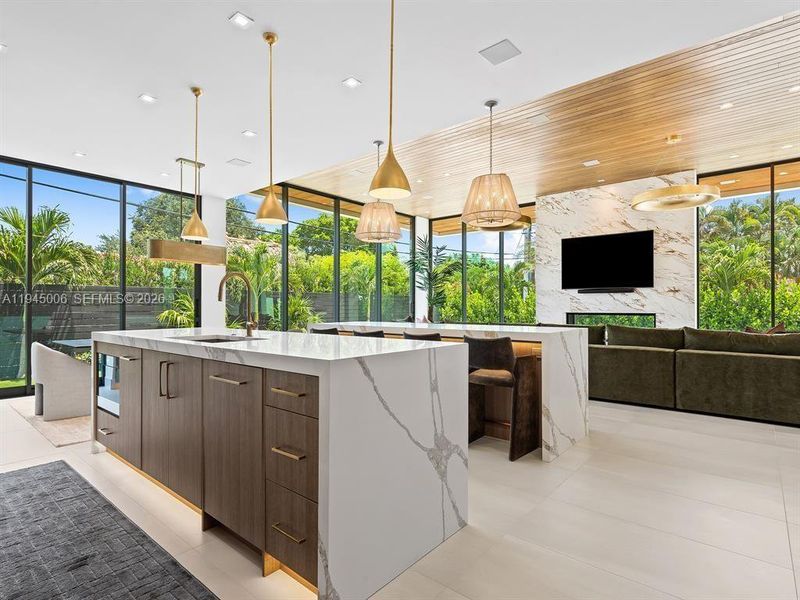 Community amenities in , Fort Lauderdale (Image 38).