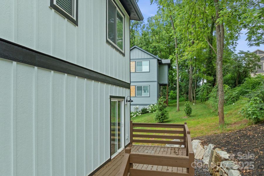 Front exterior of a new home in , Asheville, NC, highlighting curb appeal (Image 29). Front exterior of a new home in , Asheville, NC, highlighting curb appeal (Image 29).