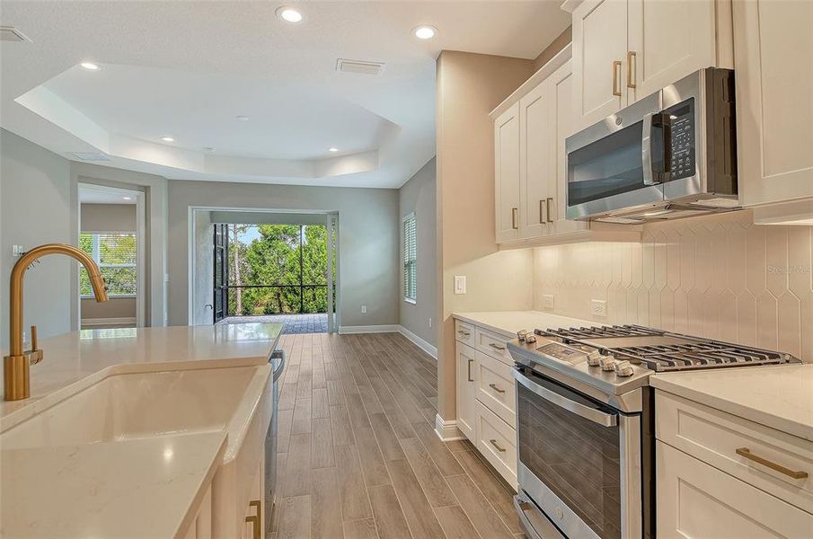 Furnished interior view inside a new home in , Venice (Image 10).