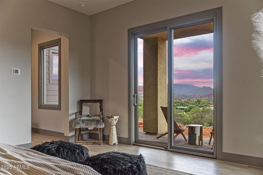 Loy 6 MAIN BEDRM SUNSET