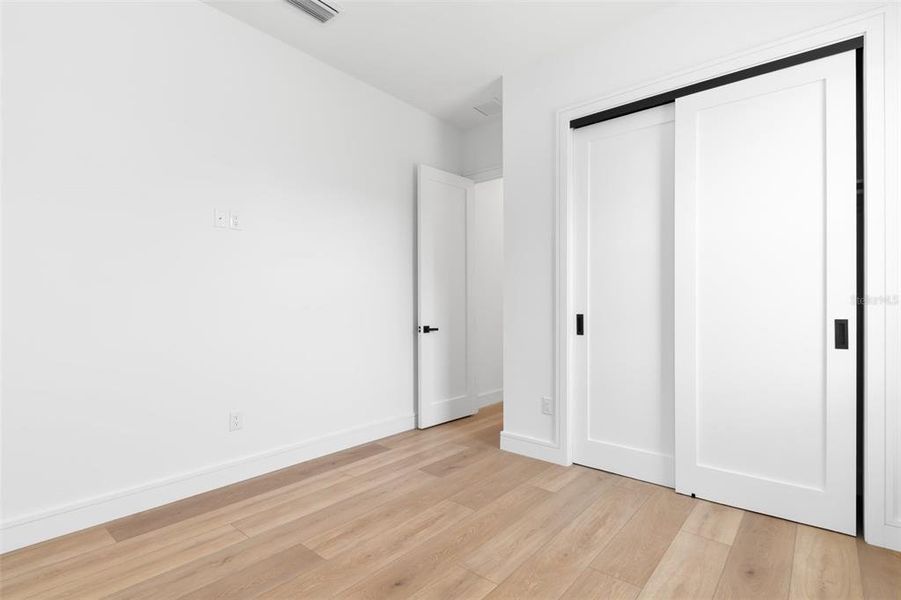 Spacious, unfurnished interior of a new home in , Port Charlotte (Image 38).