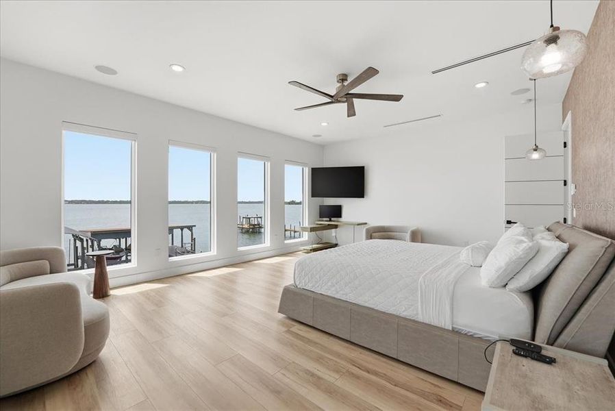 Furnished interior view inside a new home in , Merritt Island (Image 36).