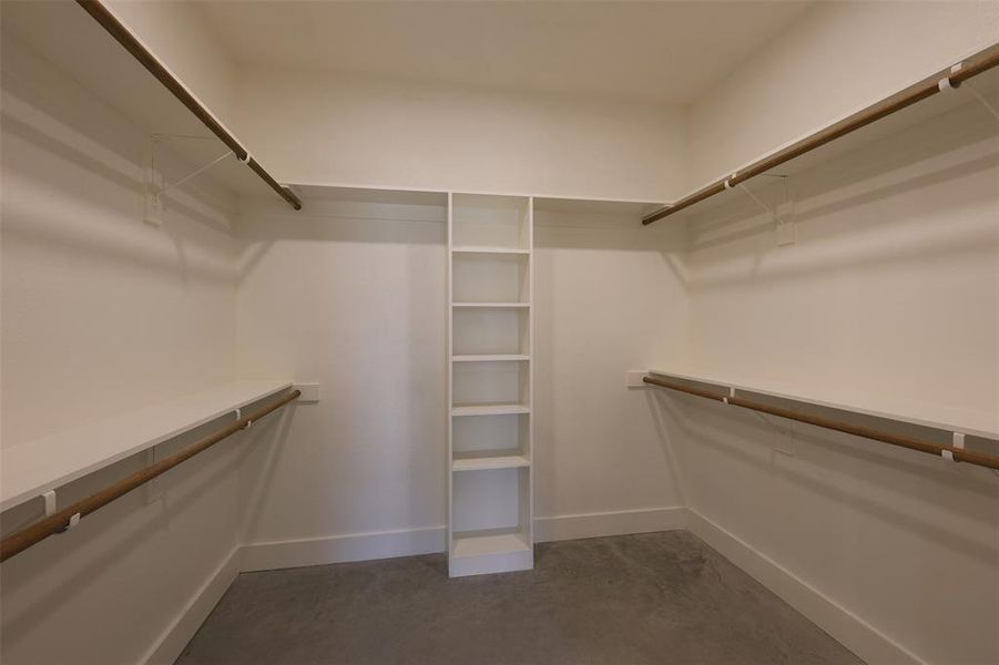 Spacious, unfurnished interior of a new home in , Whitney (Image 5).