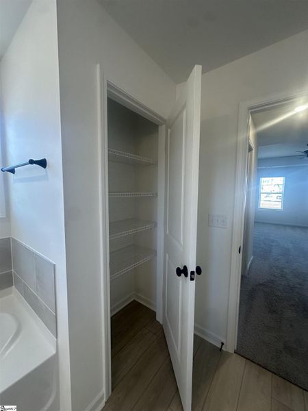 Image 44 of a home in Shiloh Trail.