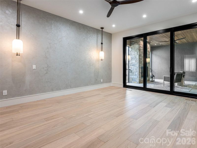 Spacious, unfurnished interior of a new home in , Arden (Image 25).