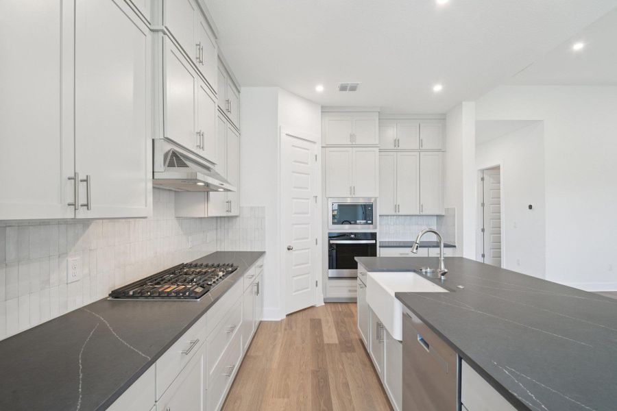 Furnished interior view inside a new home in Persimmon, Buda (Image 7).