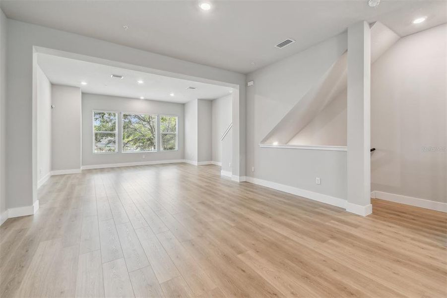 Spacious, unfurnished interior of a new home in Towns at Union, St. Petersburg (Image 24).