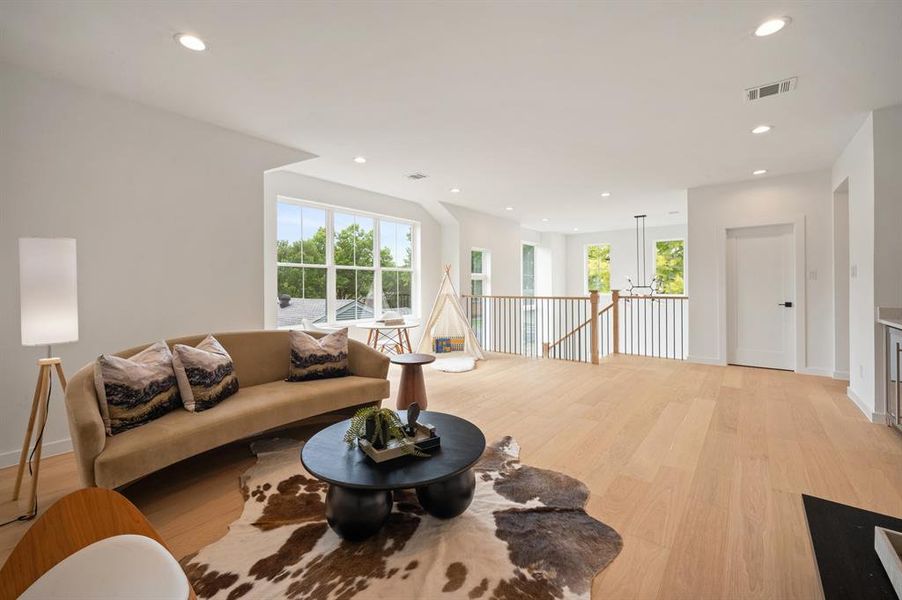 Furnished interior view inside a new home in , Dallas (Image 9). Furnished interior view inside a new home in , Dallas (Image 9).