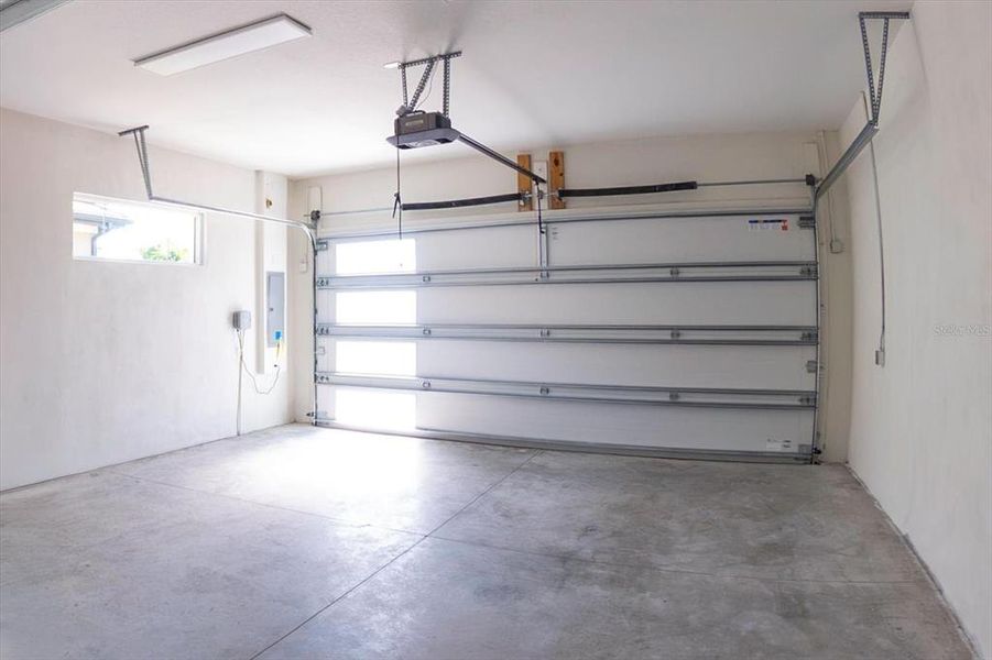 Image 37 of a home in .