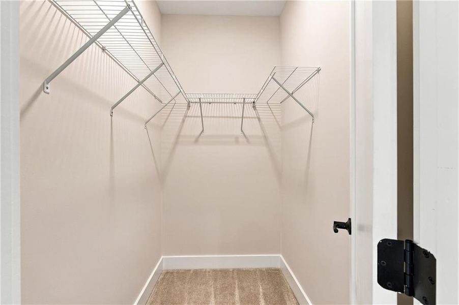 Spacious, unfurnished interior of a new home in , Atlanta (Image 36).