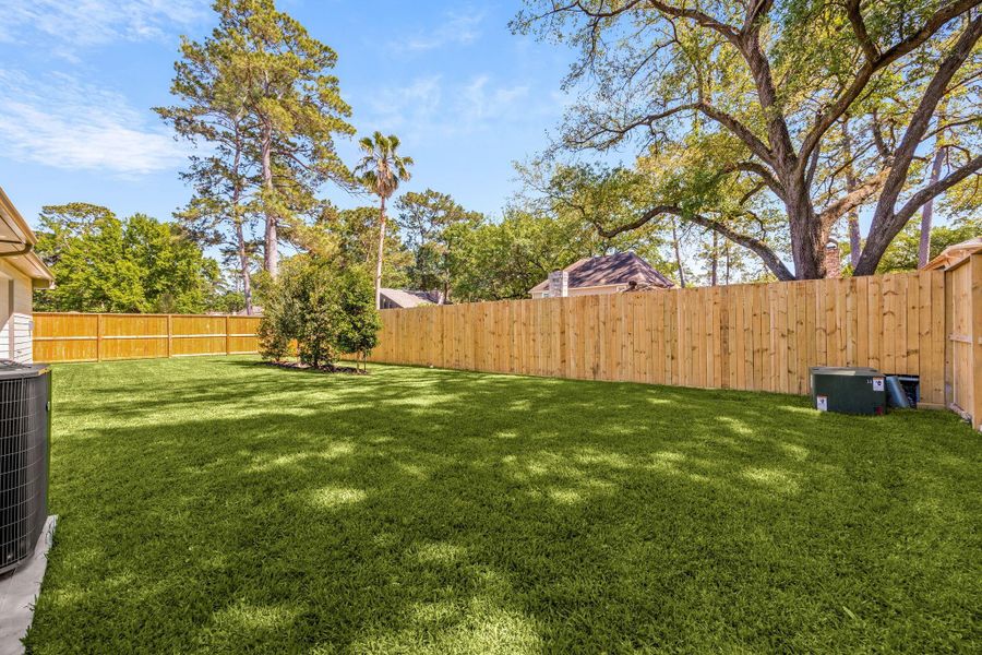 Exterior details and patio area of a home in , Houston (Image 27).