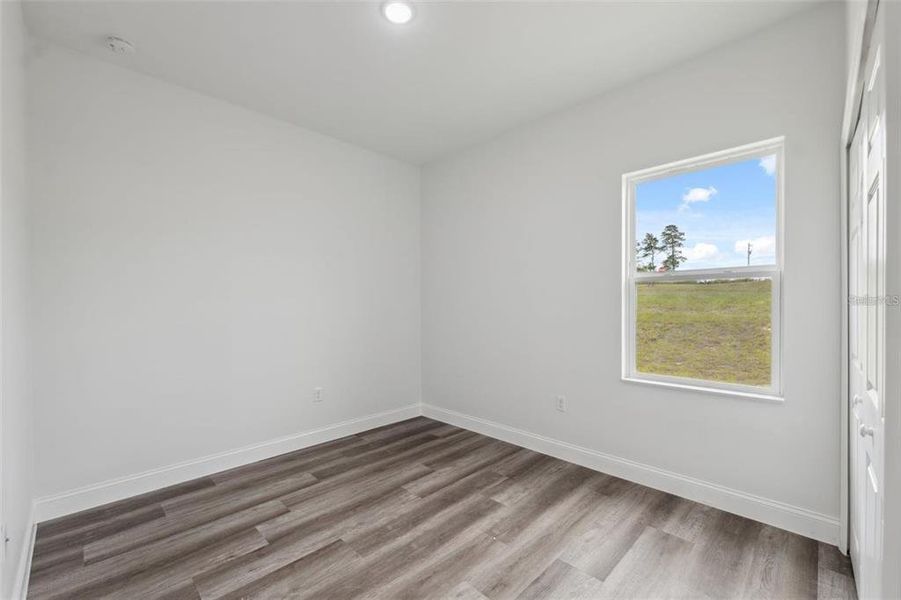 Spacious, unfurnished interior of a new home in , Ocala (Image 33).