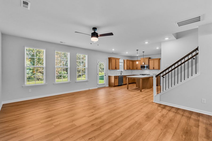 Spacious, unfurnished interior of a new home in Watkins Landing, Kernersville (Image 25).