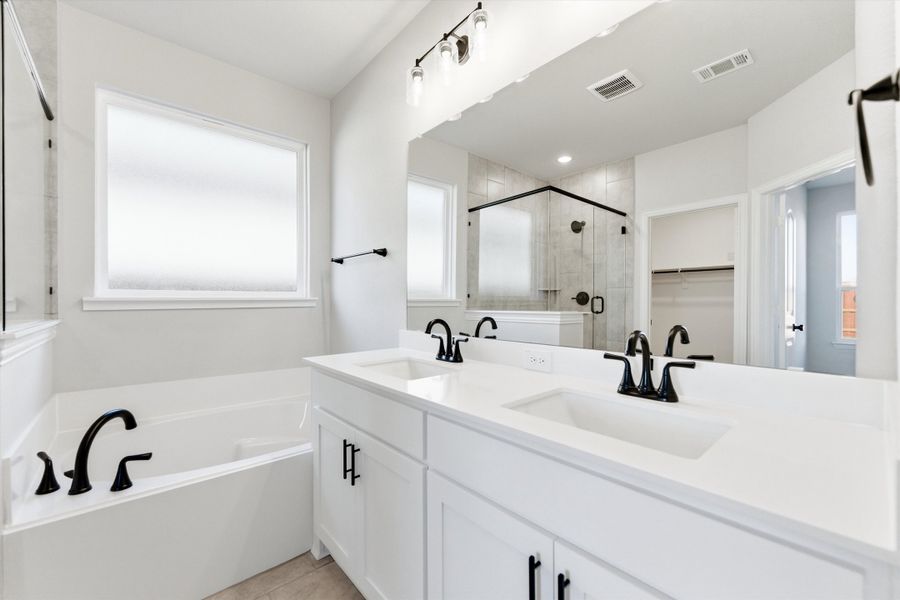 Furnished interior view inside a new home in Morningstar, Aledo (Image 12).