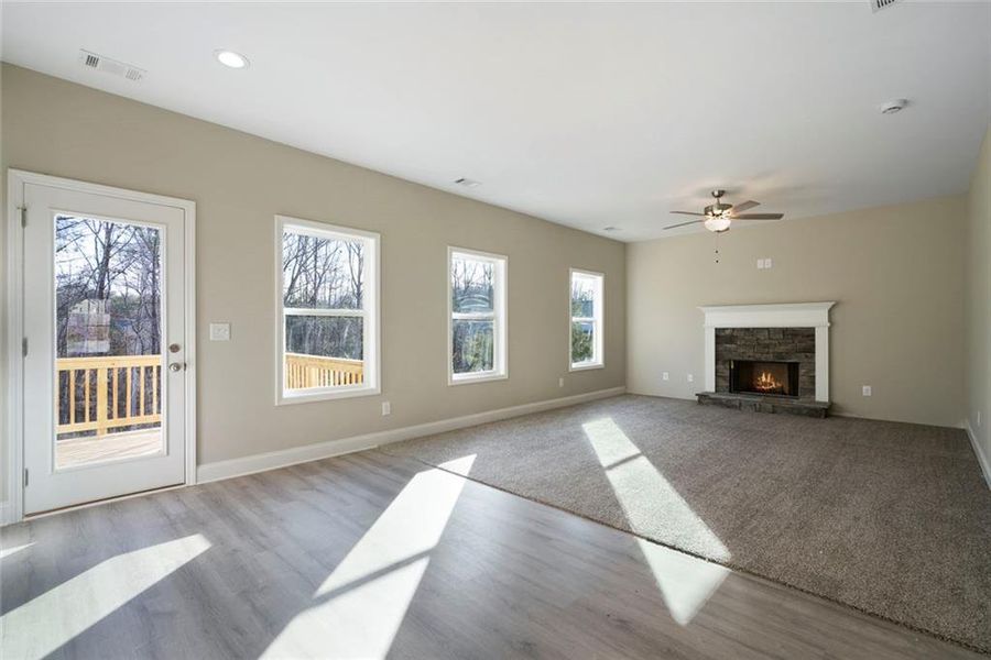 Spacious, unfurnished interior of a new home in Benson Estates, Dallas (Image 21). Spacious, unfurnished interior of a new home in Benson Estates, Dallas (Image 21).