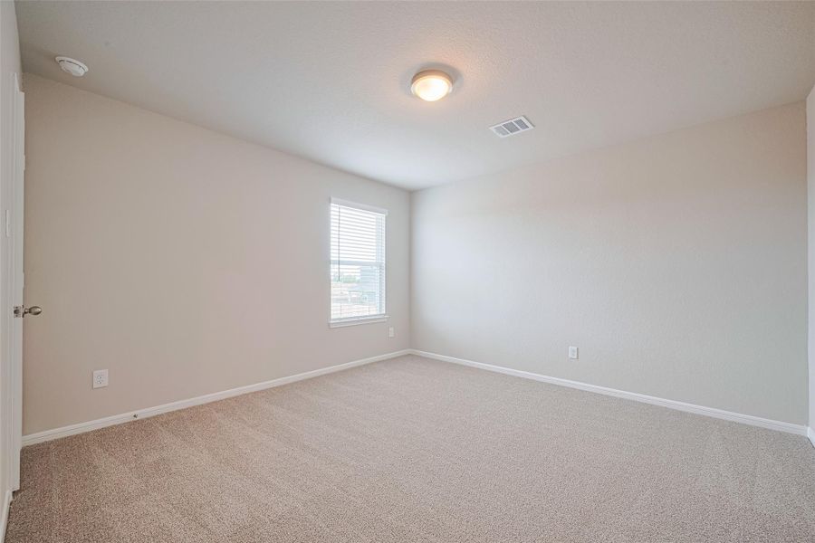 Spacious, unfurnished interior of a new home in La Segarra, Brookshire (Image 21).