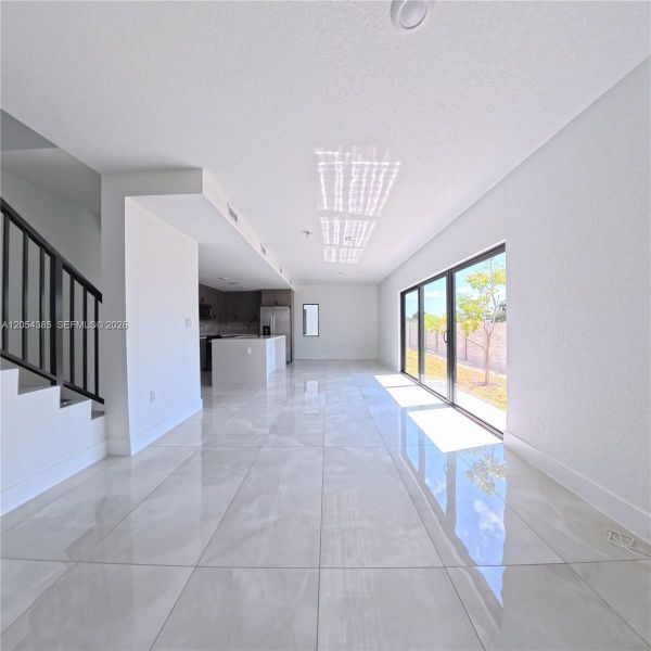 Spacious, unfurnished interior of a new home in , Florida City (Image 16). Spacious, unfurnished interior of a new home in , Florida City (Image 16).