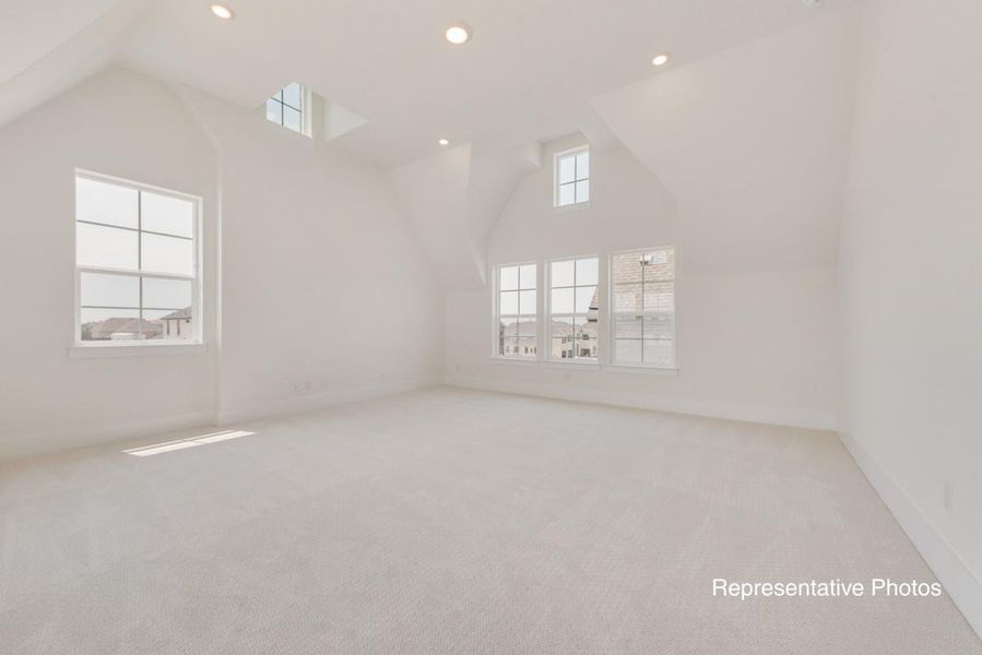 Representative unfurnished interior of a home built from the Grandview by Grand Homes in Dominion of Pleasant Valley, Wylie (Image 23).