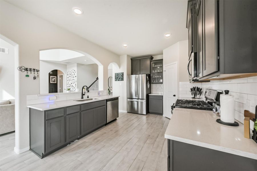Furnished interior view inside a new home in Kendall Lakes, Alvin (Image 6). Furnished interior view inside a new home in Kendall Lakes, Alvin (Image 6).