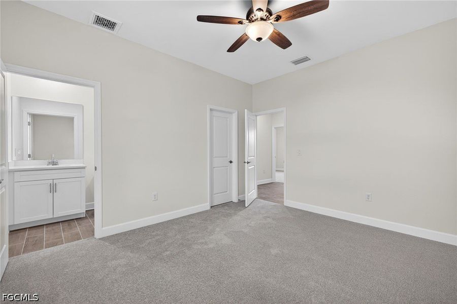 Spacious, unfurnished interior of a new home in Cape Coral, Cape Coral (Image 14). Spacious, unfurnished interior of a new home in Cape Coral, Cape Coral (Image 14).
