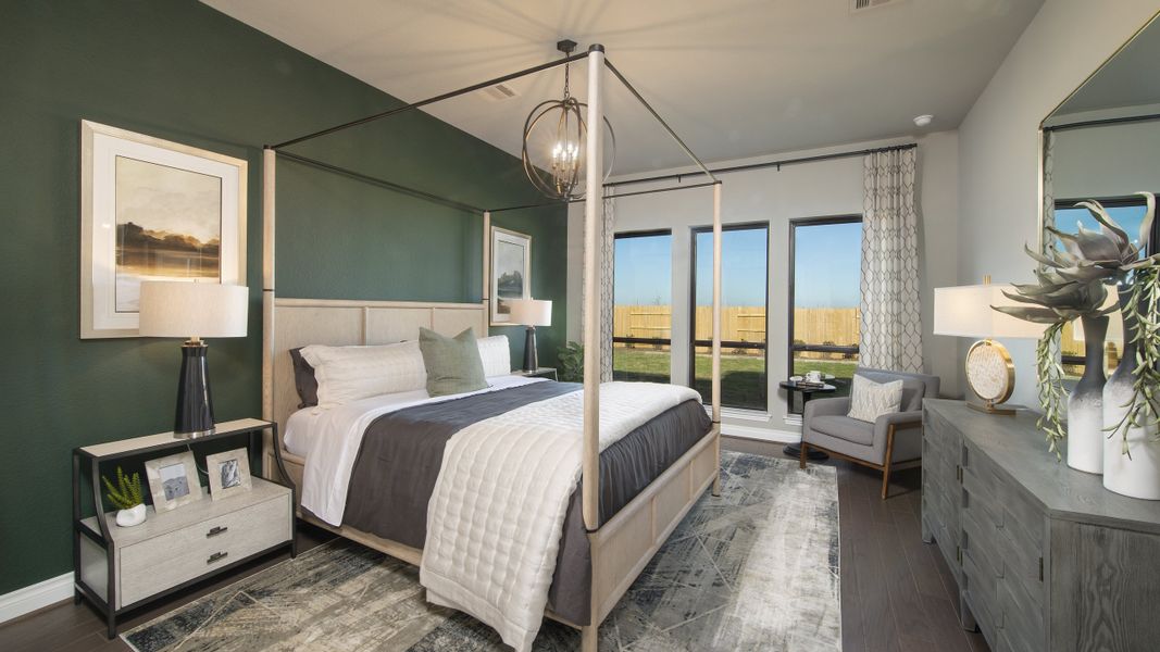 Representative furnished interior of a home built from the 3791W by Perry Homes in Valencia, Manvel (Image 16).