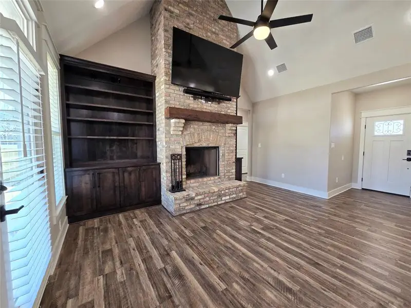 Furnished interior view inside a new home in , Van (Image 7). Furnished interior view inside a new home in , Van (Image 7).