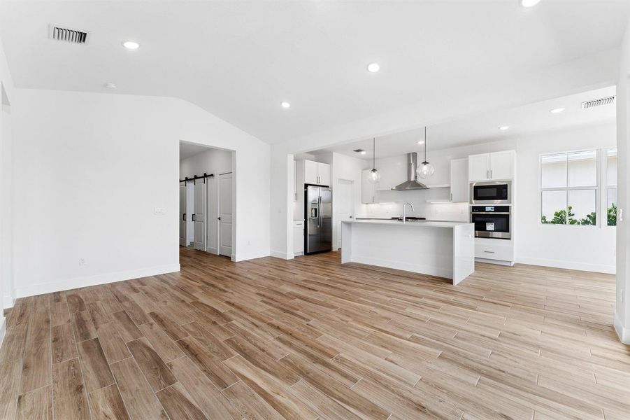 Kitchen, Dining Area & Great Room
