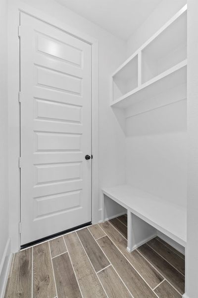 Representative image. Features, specifications, selections and colors may vary. Representative image. Features, specifications, selections and colors may vary.