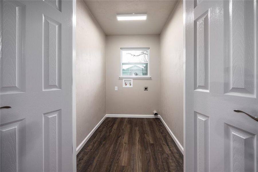 Spacious, unfurnished interior of a new home in , Gainesville (Image 29).