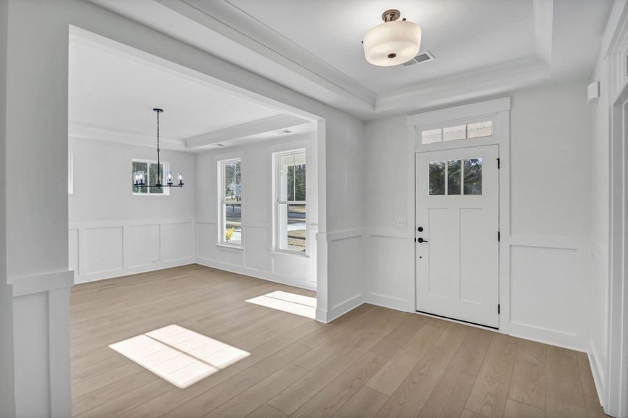 Spacious, unfurnished interior of a new home in Clubside Reserve at Summerlake, Lexington (Image 21).